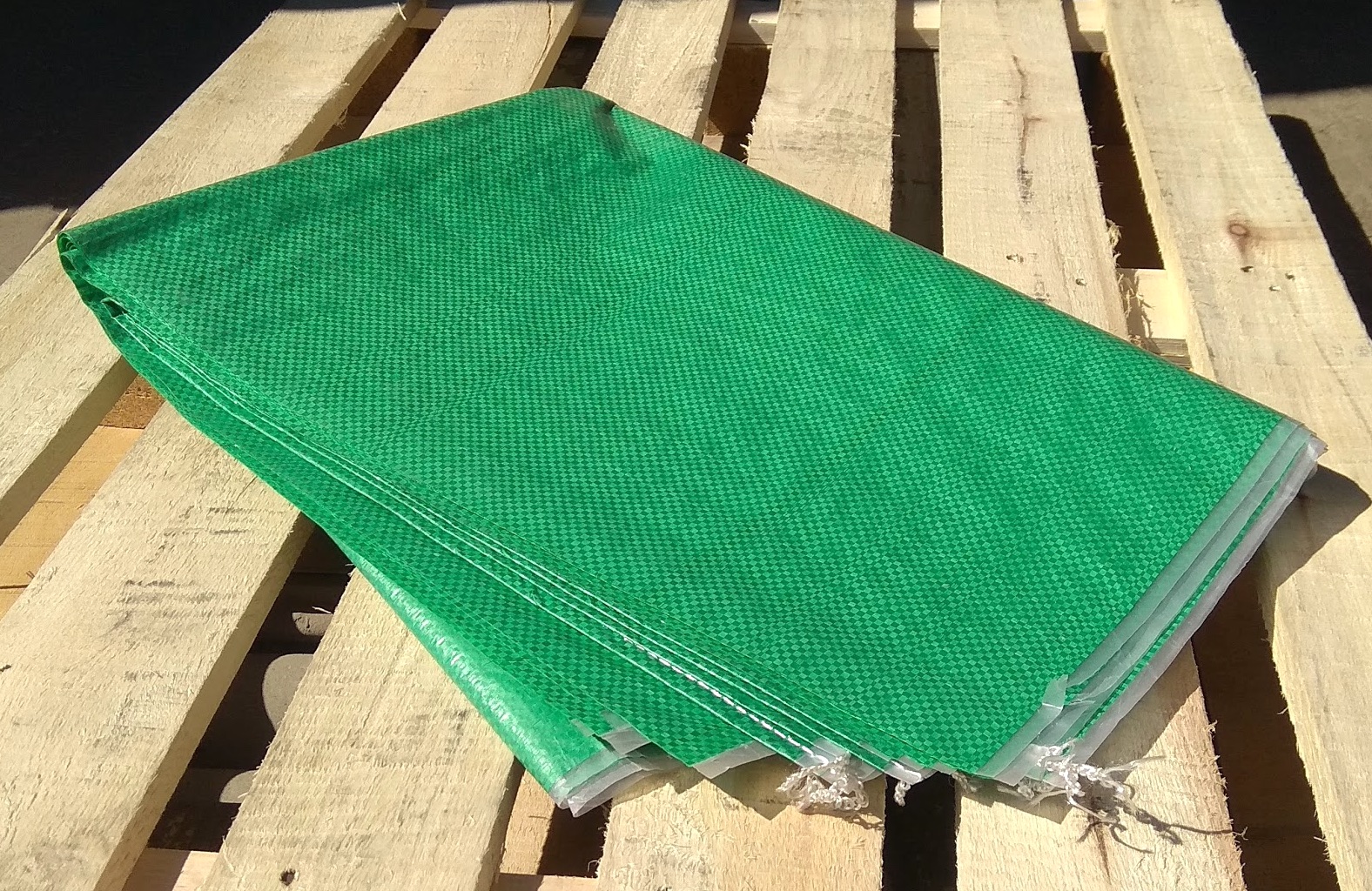 Мешки полипропиленовые 80 * 120 см, ламинированные. Зеленые большие на 70 кг.  вес  130 гр